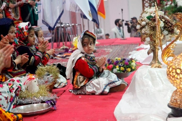 از برگزاری ازدواج های سنتی اقوام تا شور و نشاط اجتماعی مردم در دوازدهمین جشنواره بین المللی فرهنگ اقوام