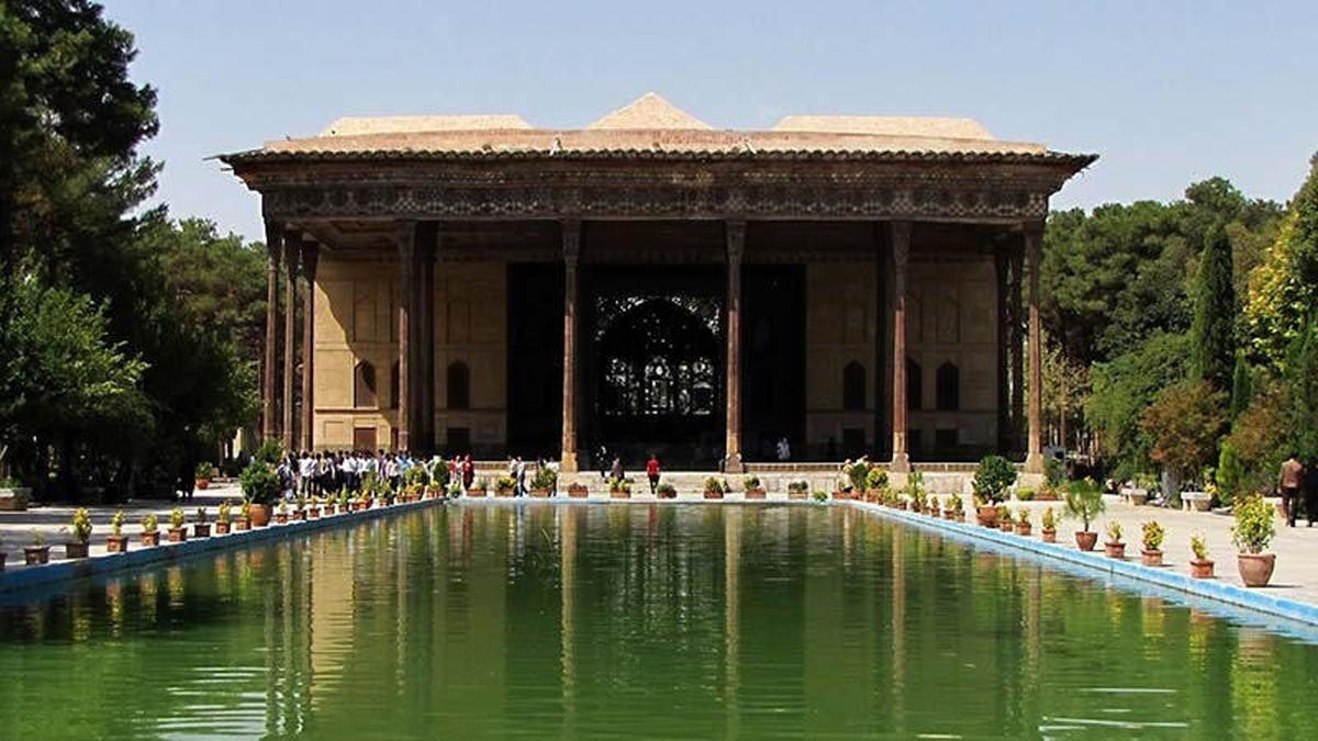 چطور در دوهفته به شیراز و اصفهان سفر کردم؟ چطور در دوهفته به شیراز و اصفهان سفر کردم؟