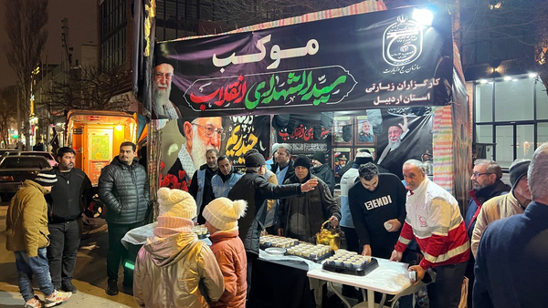 ۲۰ هزار بسته افطاری در چهارشنبهی آخر سال توزیع شد ۲۰ هزار بسته افطاری در چهارشنبهی آخر سال توزیع شد