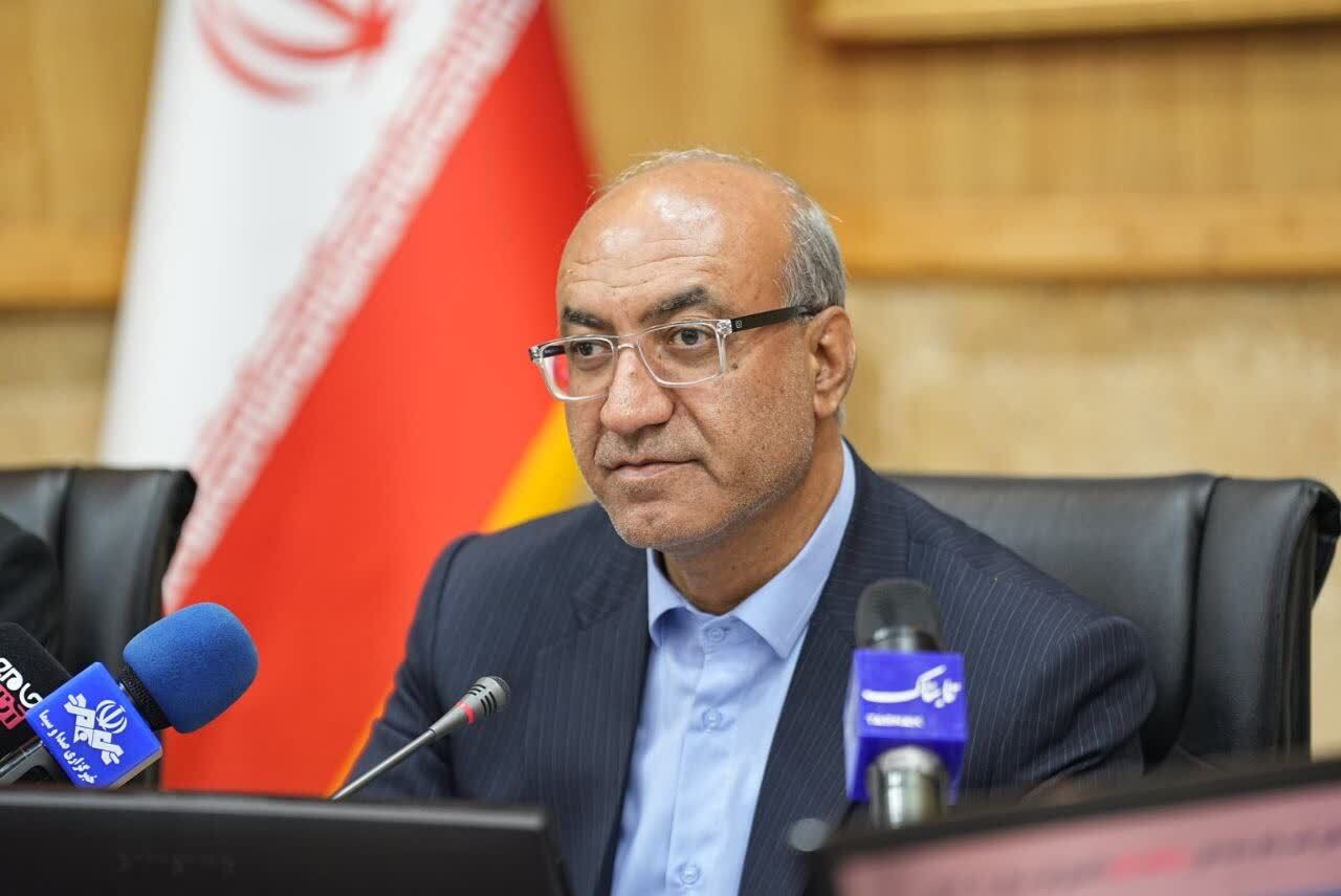 عبور از خامفروشی؛ ضرورت توسعه صنایع پاییندستی و فرآوری مواد معدنی است عبور از خامفروشی؛ ضرورت توسعه صنایع پاییندستی و فرآوری مواد معدنی است