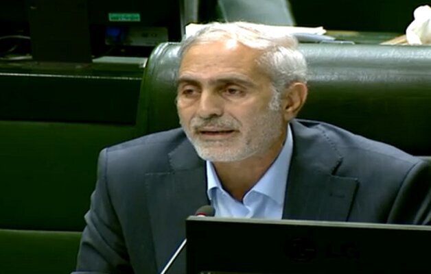 حل مشکلات خبرنگاران نیازمند اصلاحات ریشهای است حل مشکلات خبرنگاران نیازمند اصلاحات ریشهای است