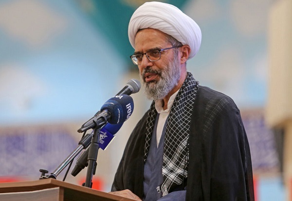 میدان‌داری فرهنگی باید با محوریت مردم و نهادهای فرهنگی تقویت شود