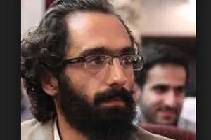 هم خائن پشت جبهه هم همصدا با دشمن